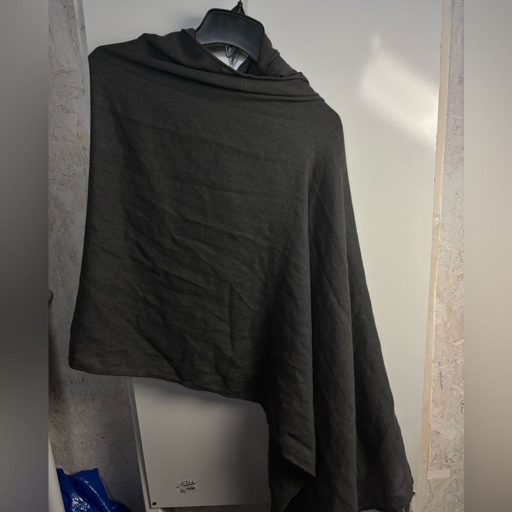 Charlotte Simone Australia wool silk hooded shawl‎
